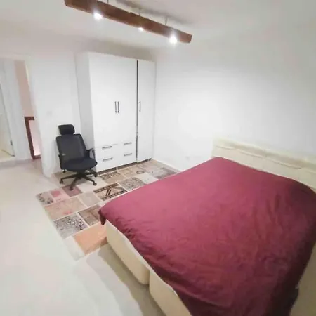 Lejlighed Luxury Penthouse With Magnificient Sea View *